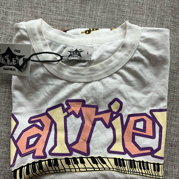 COPY - Brand new. Barriers Duke Ellington T - shirt . A stunning piece of histo… - Picture 3 of 6